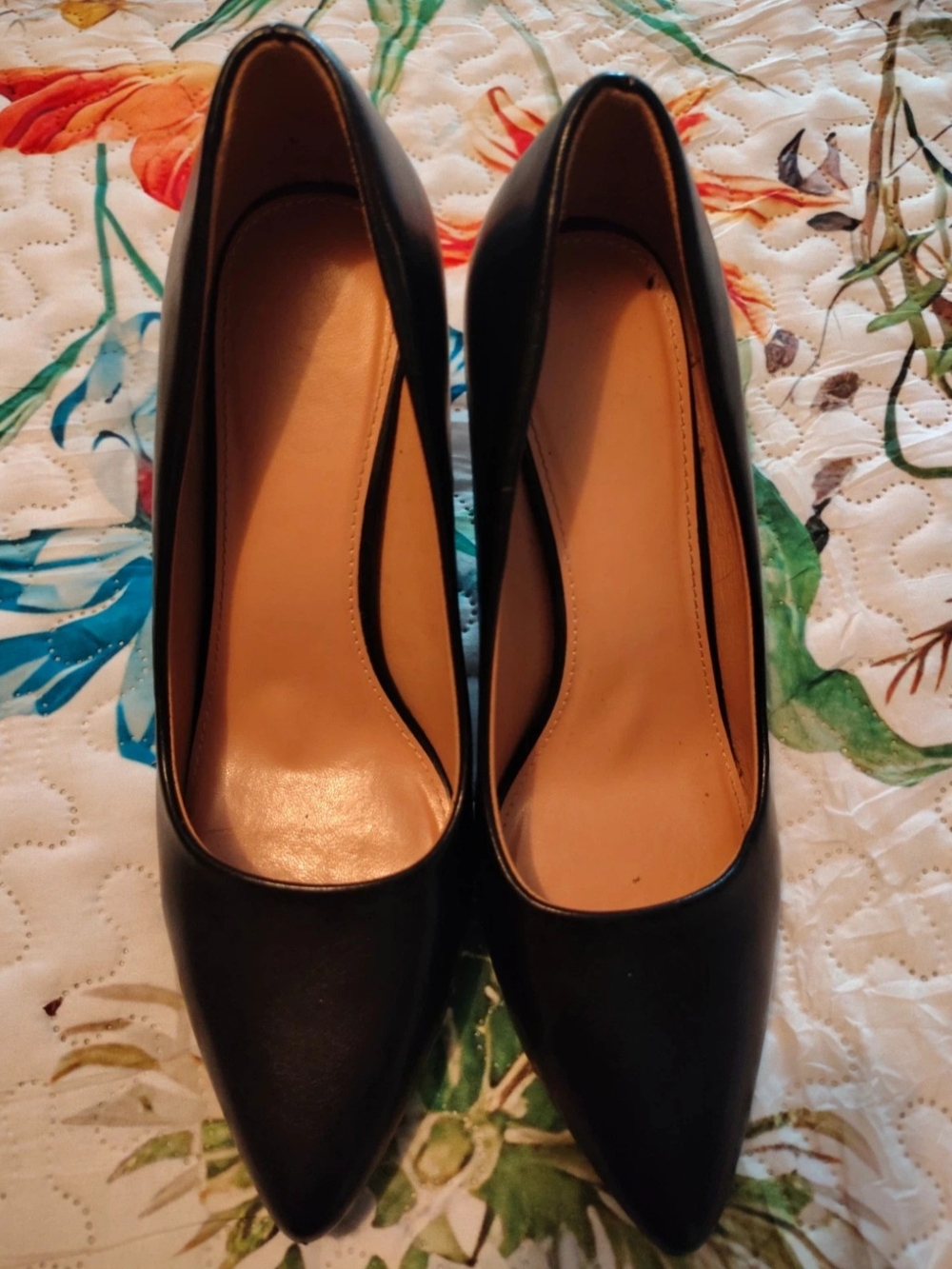 Trary Black Pointed-Toe Size 9 Pumps